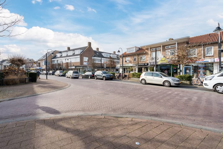 Photo 40 of Mgr. Broerestraat 4