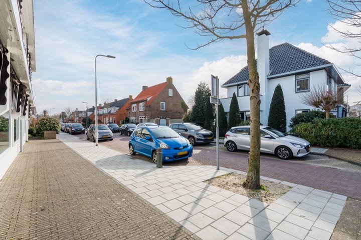 Photo 42 of Mgr. Broerestraat 4