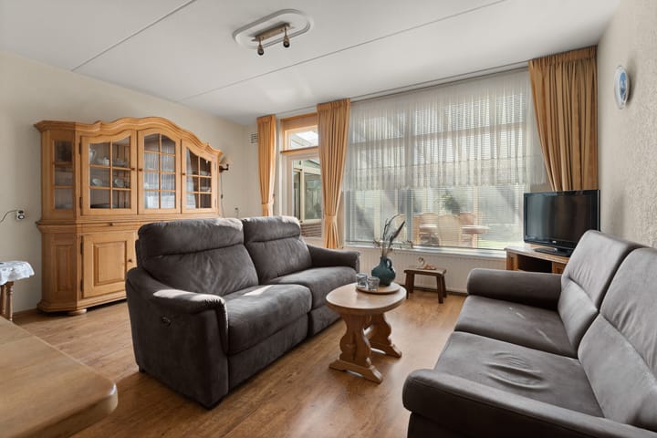 Photo 14 of Eekhoornstraat 4