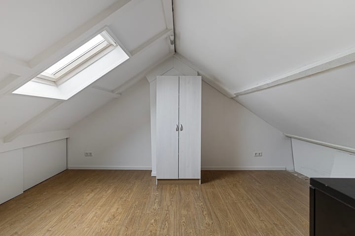 Foto 24 van Koningin Emmastraat 18