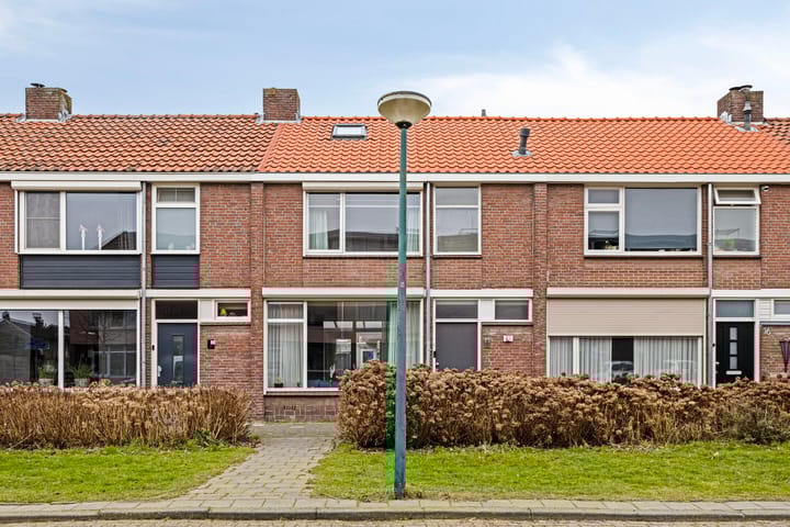 Foto 31 van Koningin Emmastraat 18