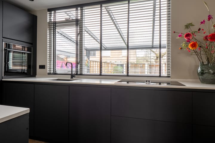 Foto 10 van Louis Bouwmeesterstraat 18