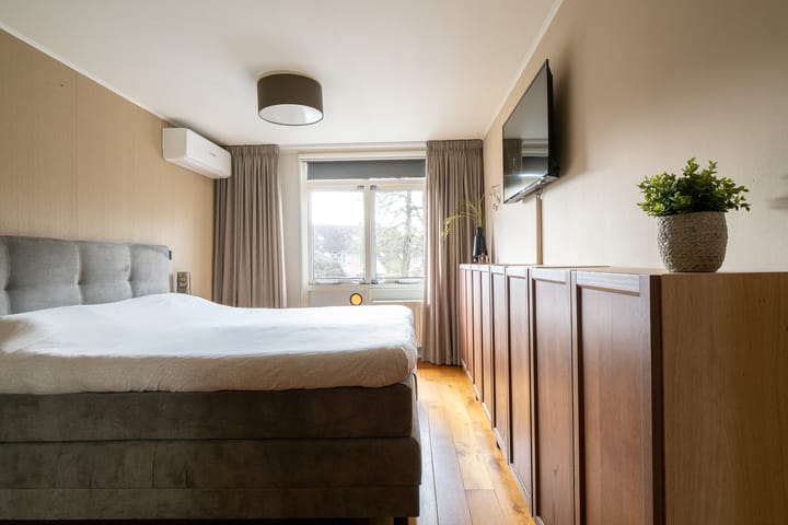 Foto 21 van Louis Bouwmeesterstraat 18