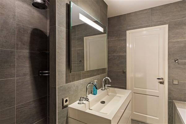 Foto 8 van Kanaalstraat 27-3