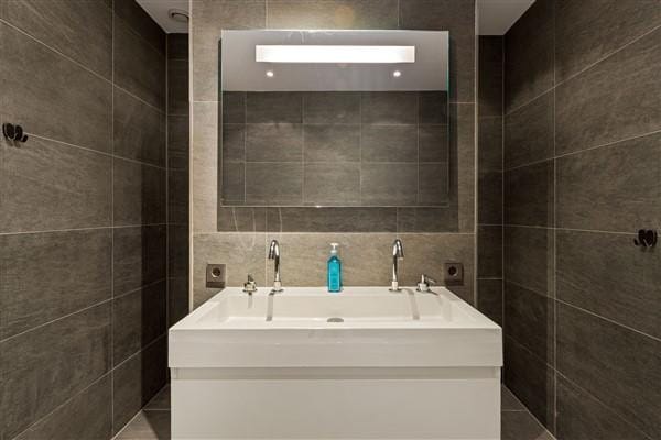 Foto 9 van Kanaalstraat 27-3