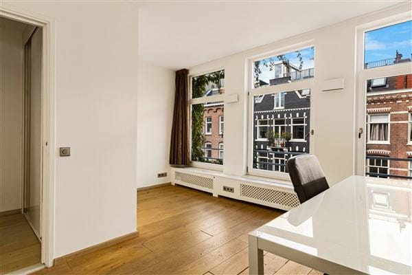 Foto 10 van Kanaalstraat 27-3