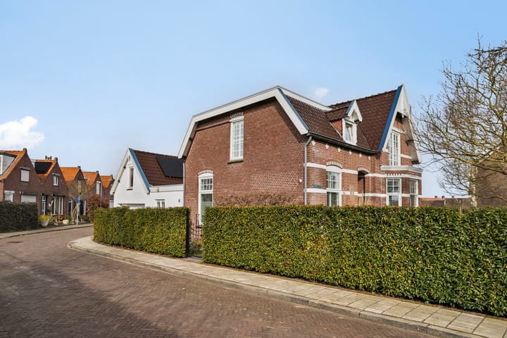 Foto 71 van Stationsstraat 3