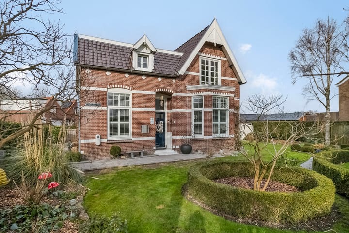 Foto 78 van Stationsstraat 3