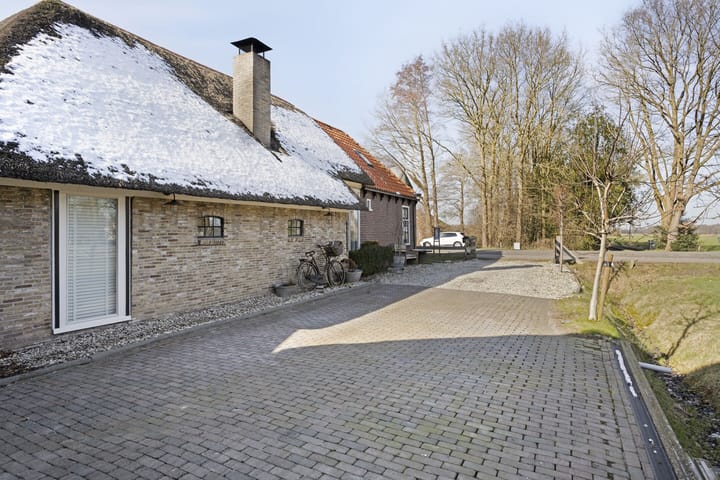 Foto 4 van Oosterstreek 32