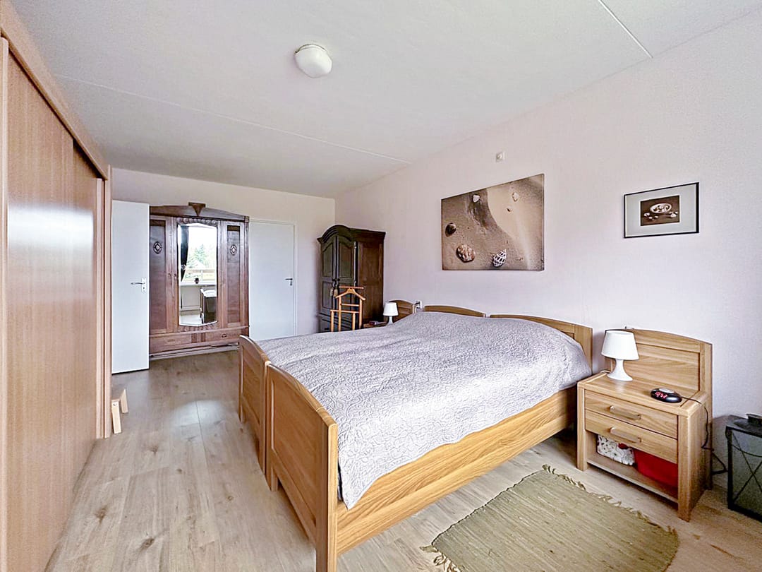 Photo 17 of Meent 72