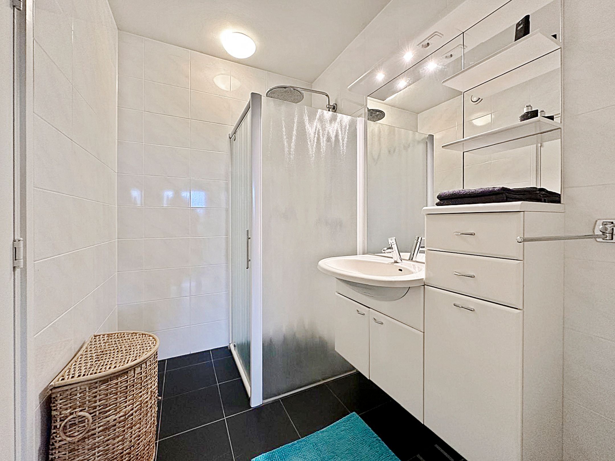 Photo 18 of Meent 72