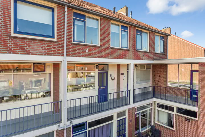 Foto 8 van Marinus Poststraat 67