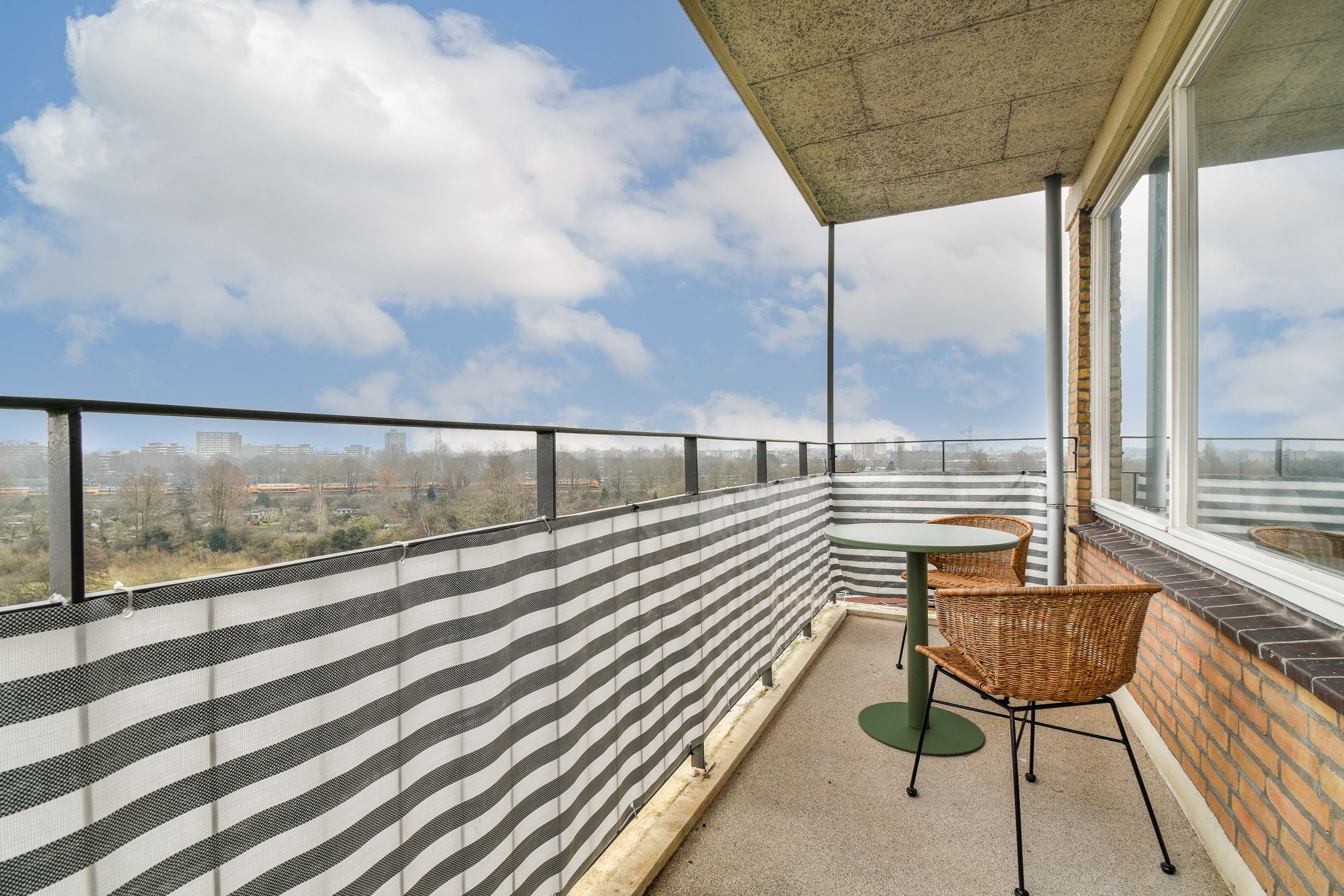 Photo 12 of Hongarenburg 134