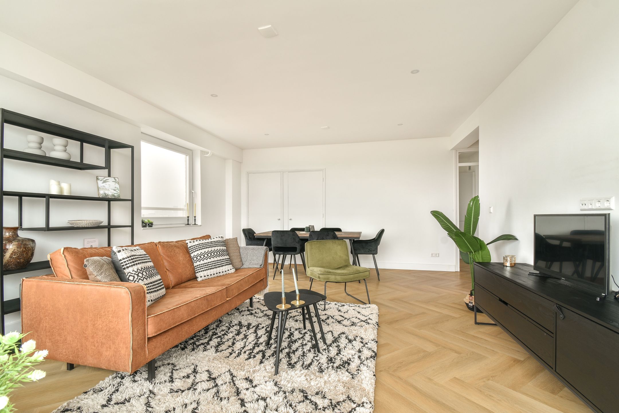 Photo 15 of Hongarenburg 134