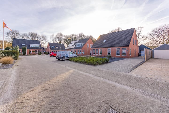 Foto 5 van Veenbes 27