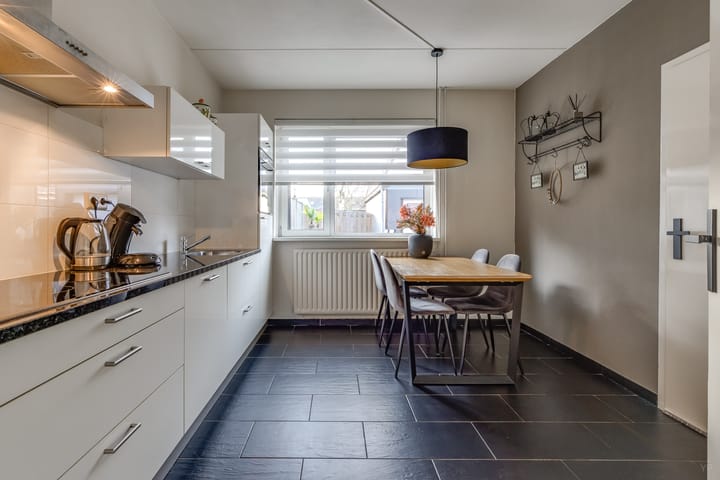 Foto 12 van Veenbes 27