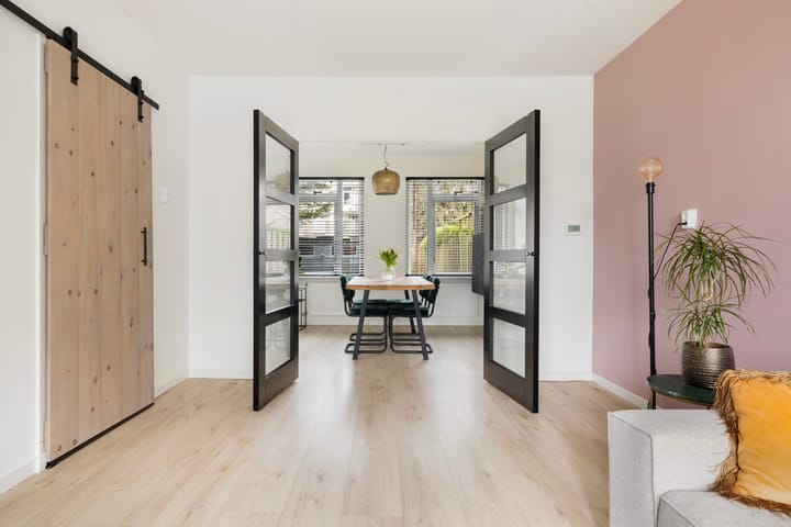 Foto 8 van Anna van Saksenstraat 48