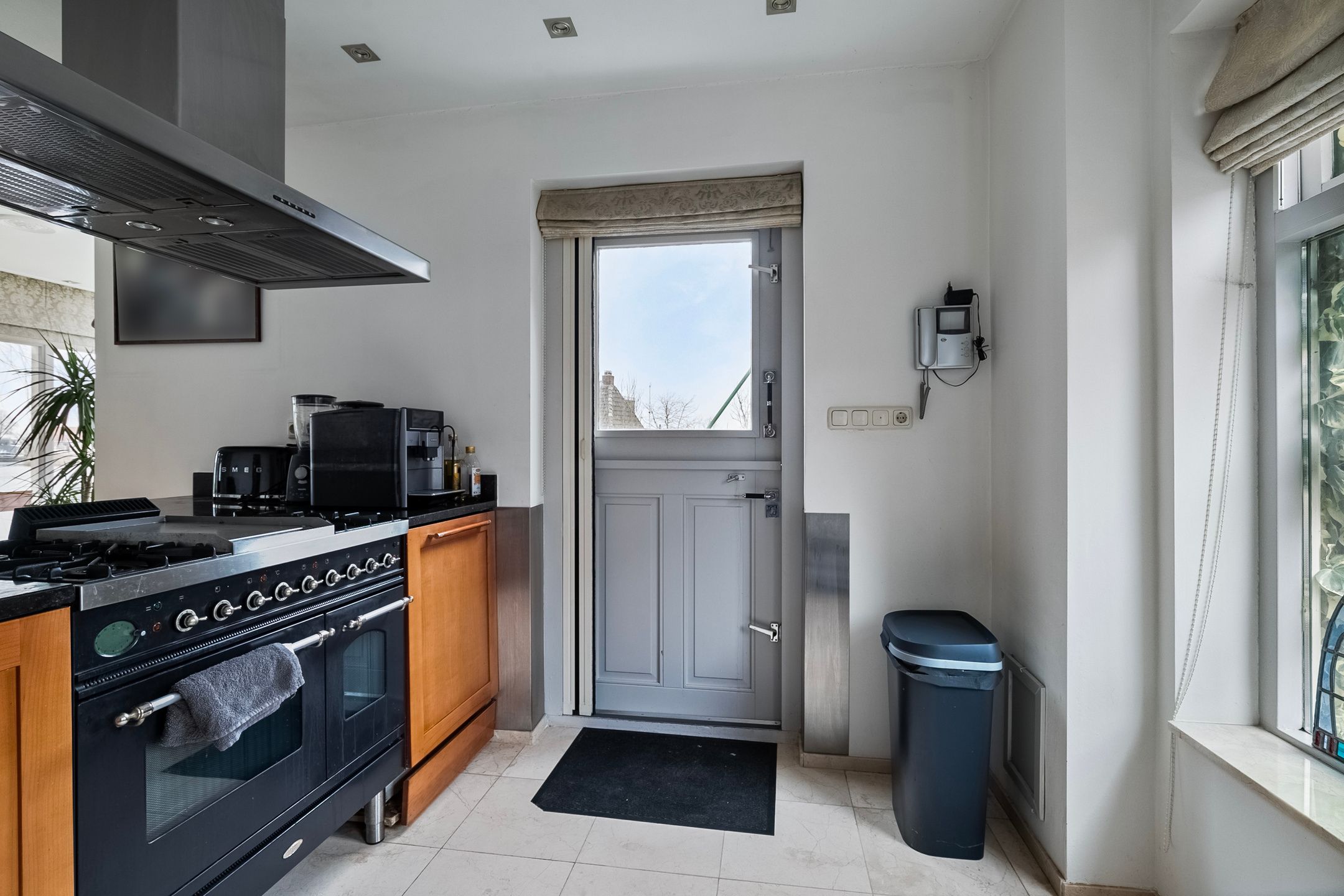 Photo 12 of Noardein 11