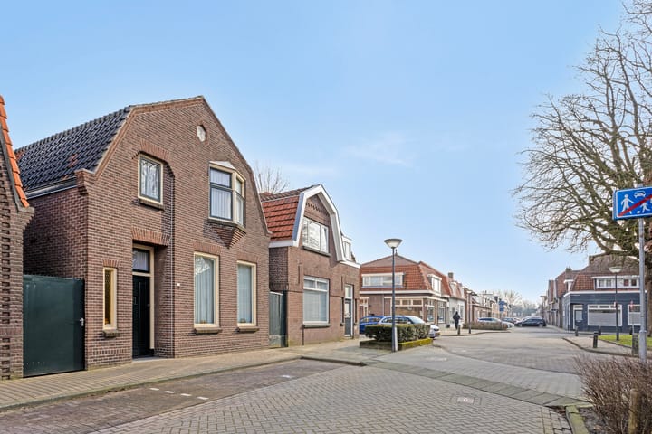 Photo 35 of St. Crispijnstraat 77