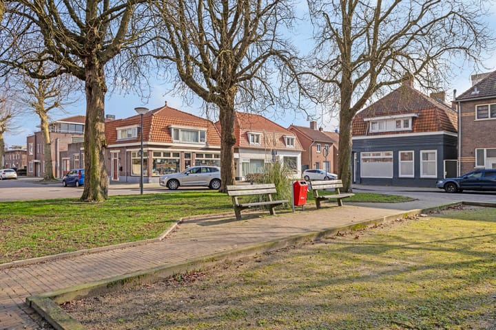 Photo 36 of St. Crispijnstraat 77