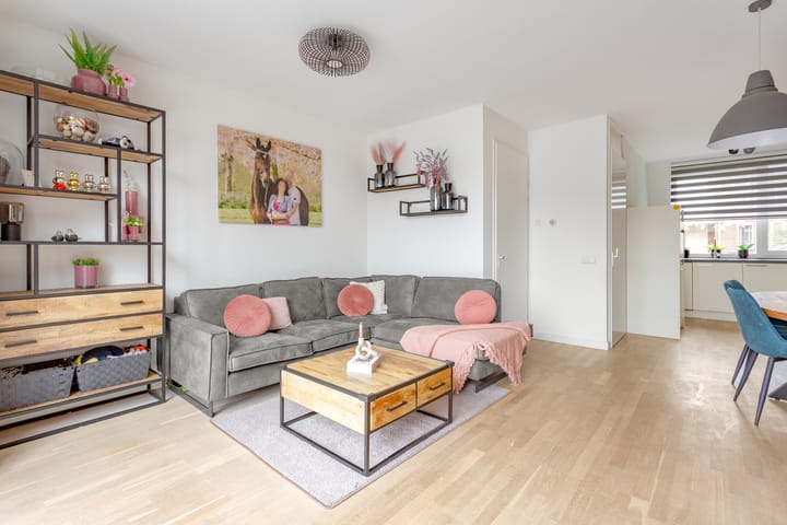 Photo 6 of Witte Ring 20