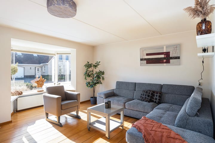 Foto 6 van Wicherserf 16