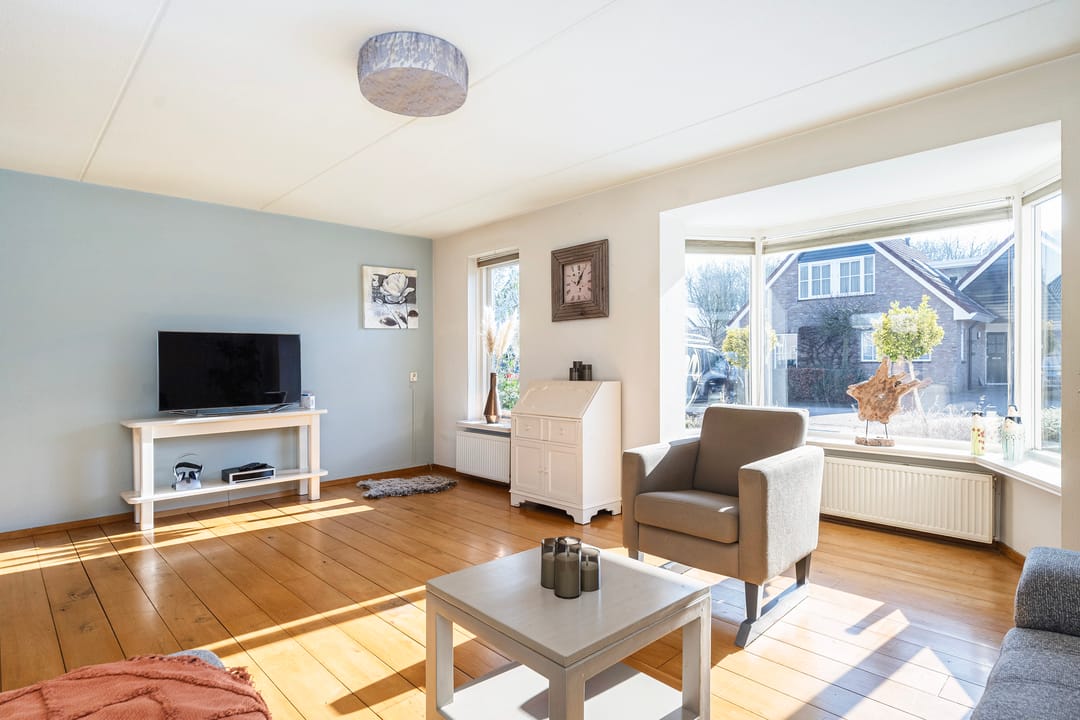 Photo 7 of Wicherserf 16