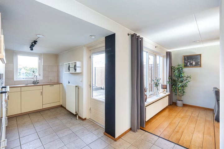 Foto 12 van Wicherserf 16