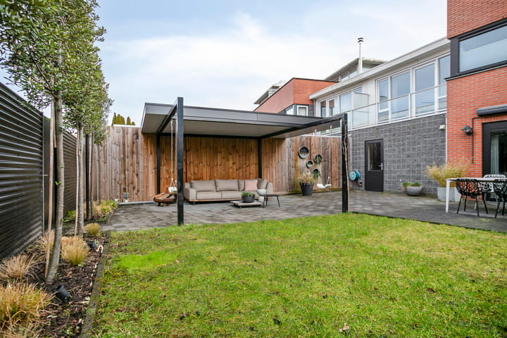 Foto 60 van Fluitekruidstraat 36