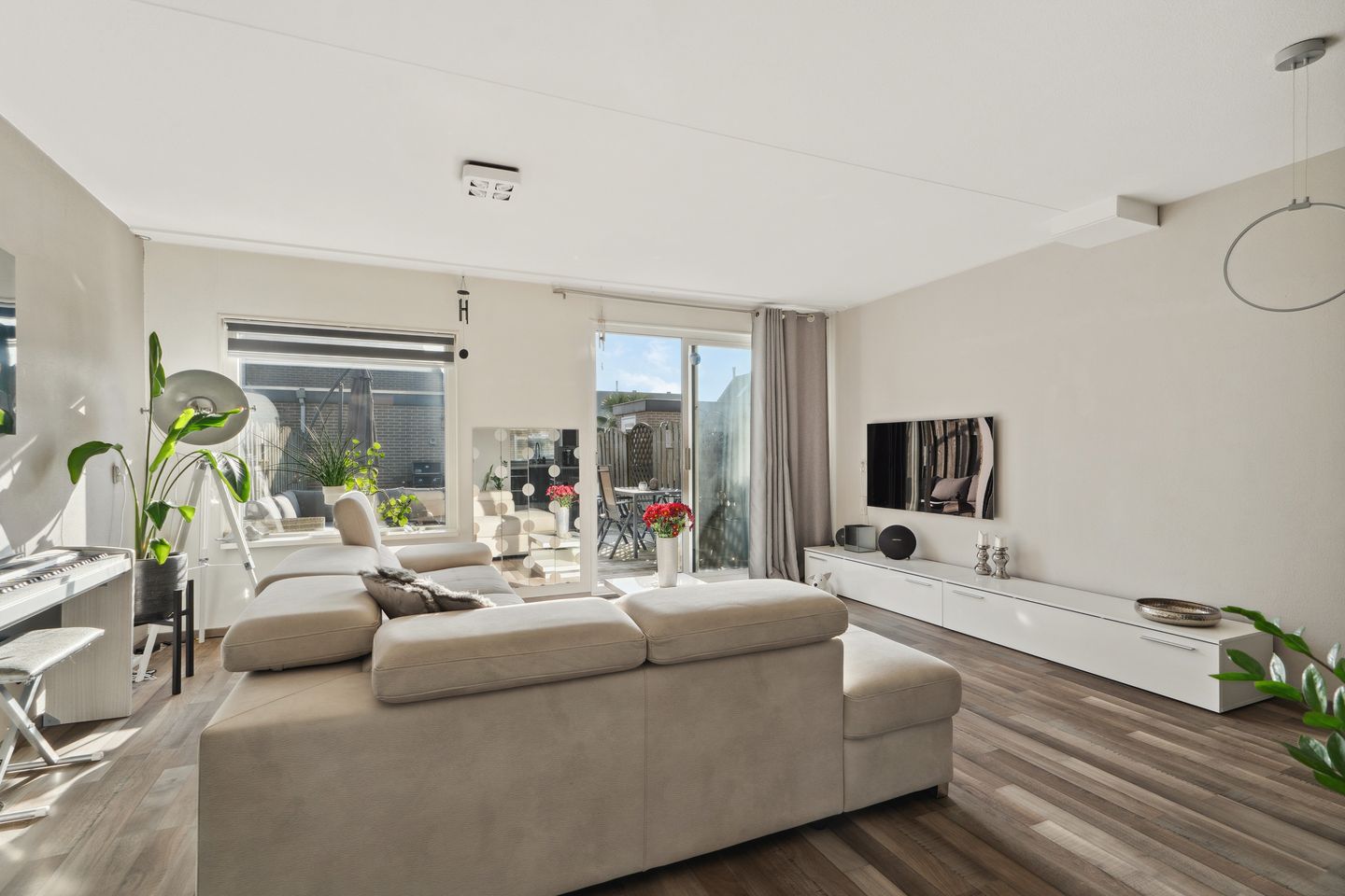 Foto 10 van Haringvlietstraat 23