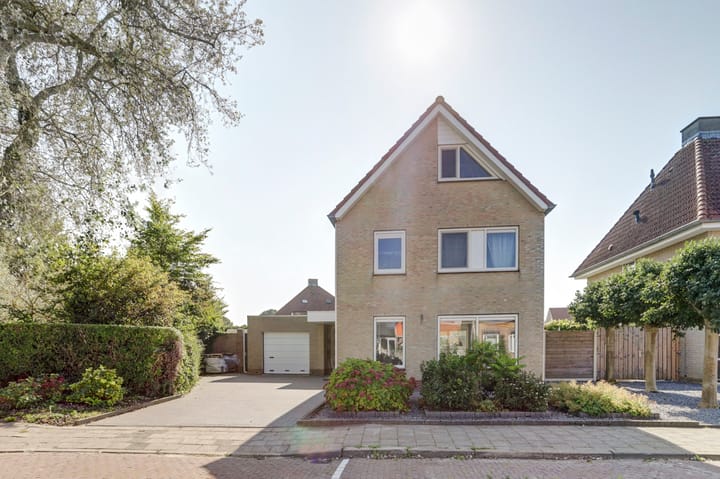 Foto 5 van Burgemeester C Koertstraat 1