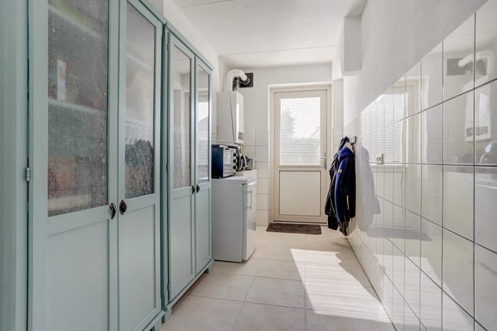 Foto 23 van Burgemeester C Koertstraat 1