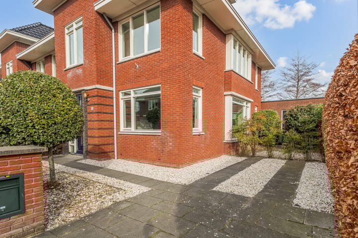 Foto 2 van Burgemeester Verver-Aartsenlaan 8