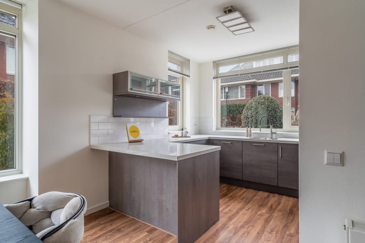 Foto 5 van Burgemeester Verver-Aartsenlaan 8