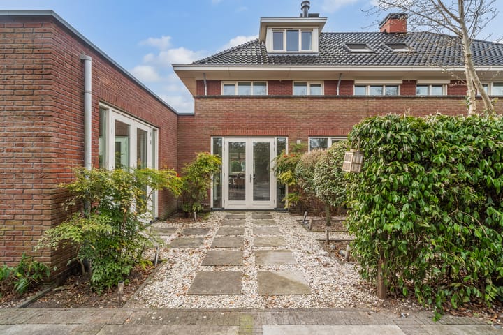 Foto 24 van Burgemeester Verver-Aartsenlaan 8