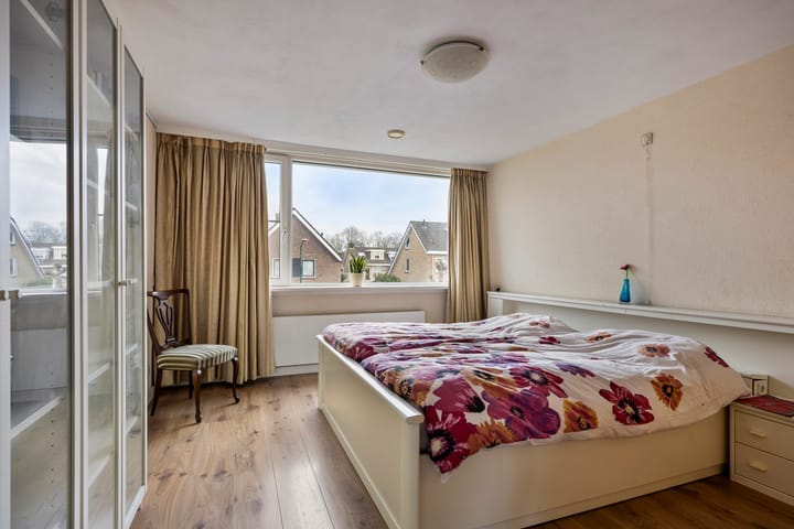 Foto 24 van Anker 50