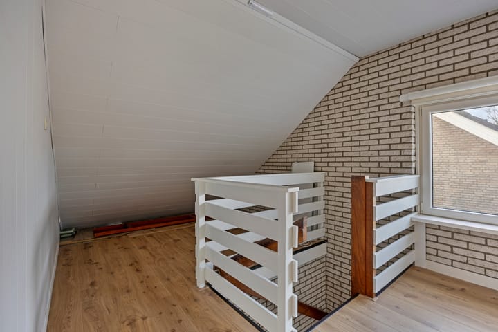 Foto 33 van Anker 50