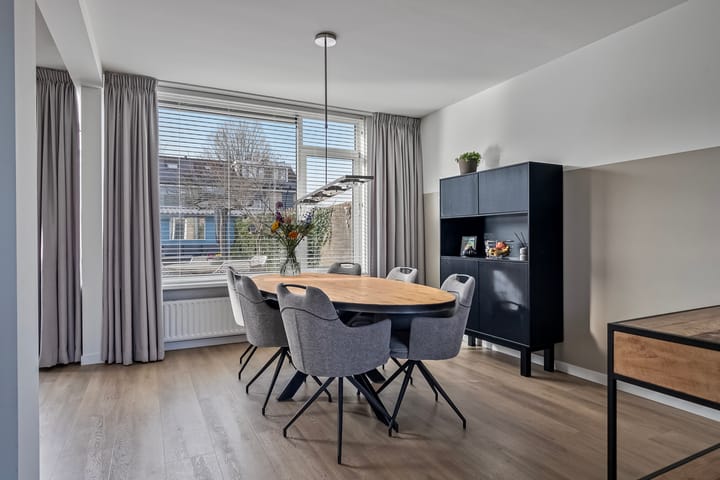 Foto 11 van Anemoonstraat 8