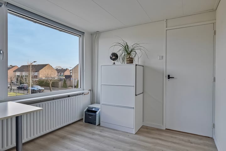 Foto 24 van Anemoonstraat 8