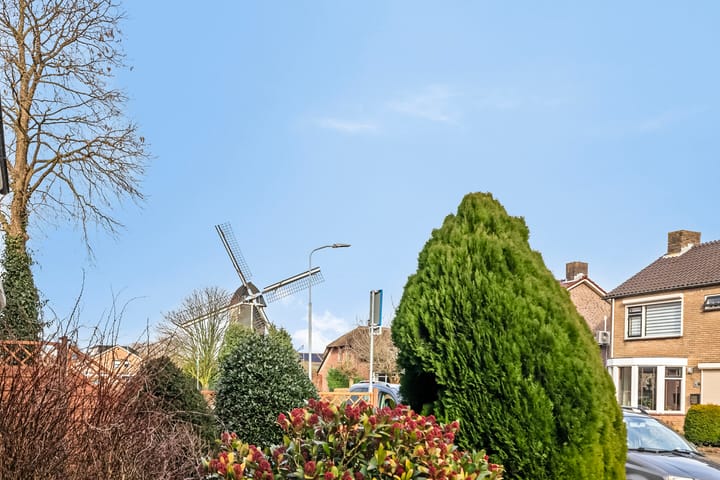 Foto 39 van Anemoonstraat 8