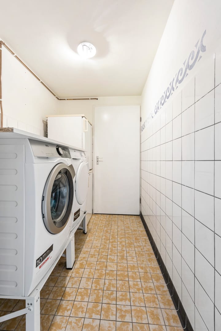 Photo 18 of Walbreukergraaf 51