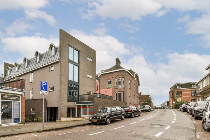 Bekijk foto van Nieuwendammerstraat 2 C