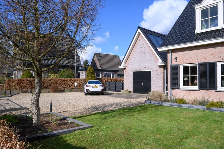 Foto 44 van Eerbeekseweg 107