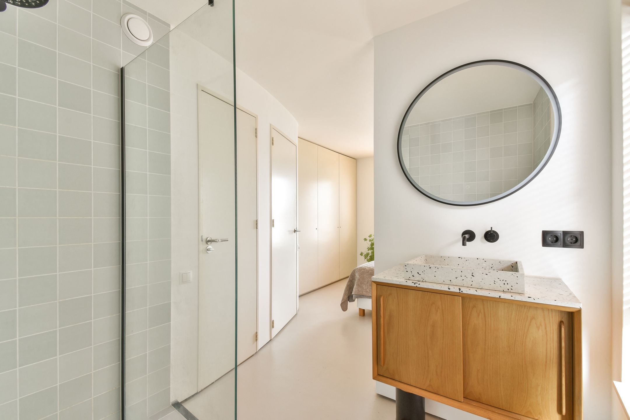 Foto 15 van Nieuwendammerstraat 2-C