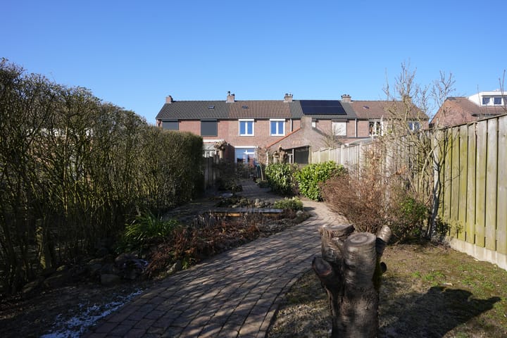 Foto 30 van Burgemeester Dortantsstraat 25