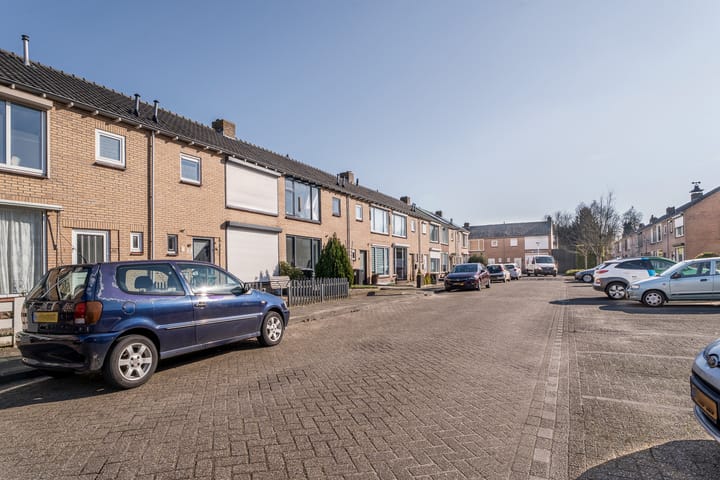 Foto 27 van De Huterstraat 6