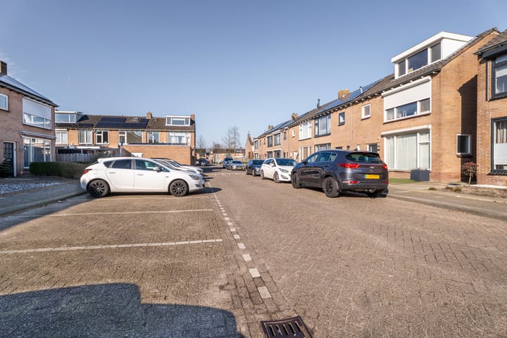 Foto 28 van De Huterstraat 6