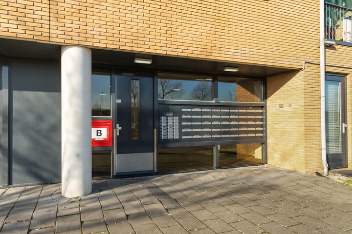 Foto 6 van Makassarhof 72