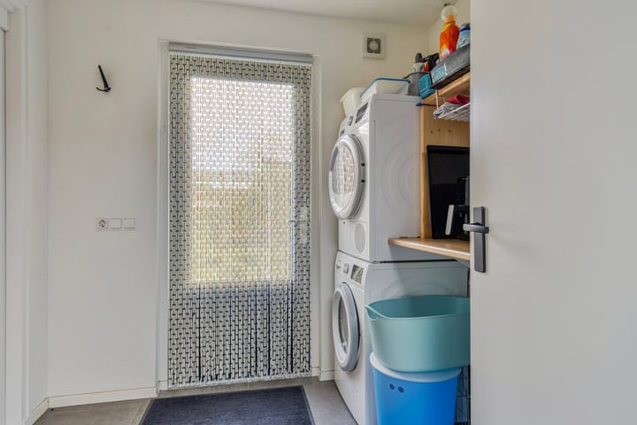 Photo 19 of de Weegbree 83