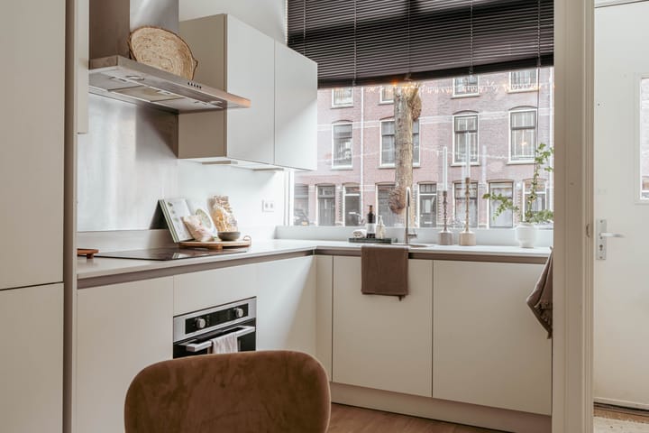 Foto 8 van Czaar Peterstraat 149-H